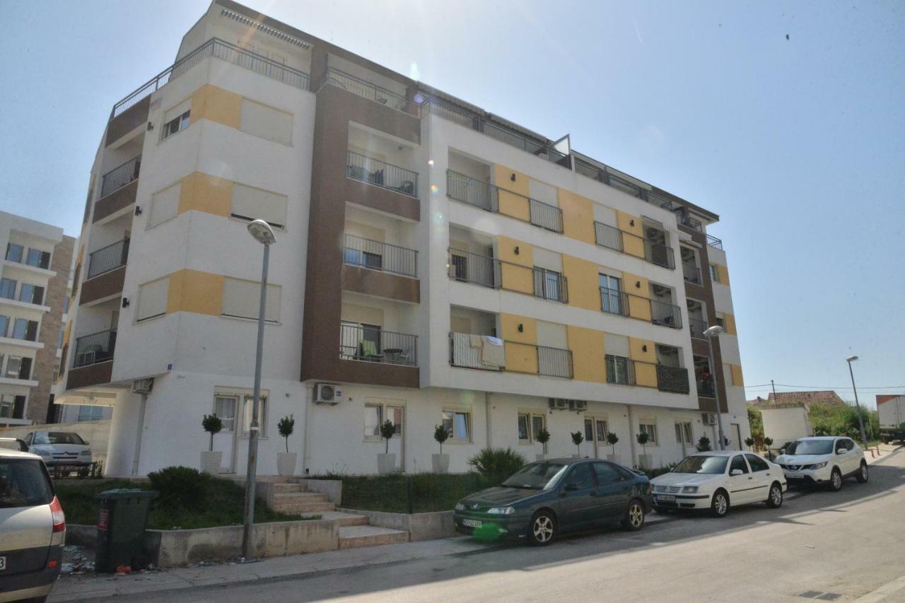 Helada Apartments Tivat Zewnętrze zdjęcie