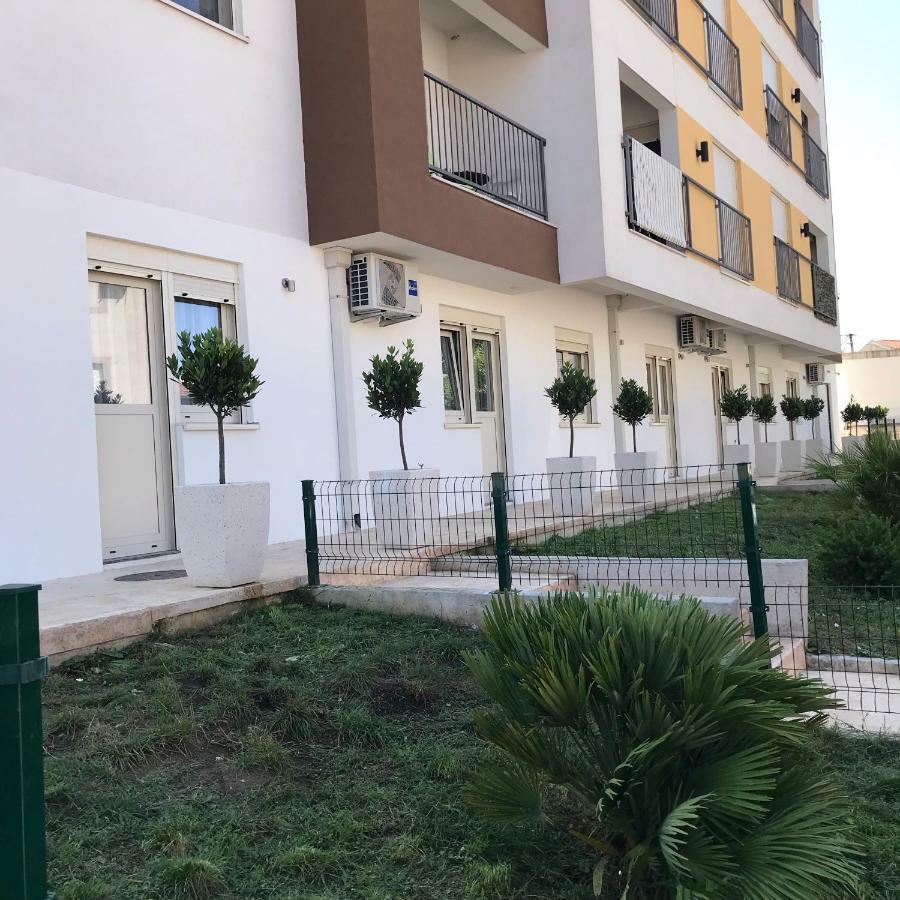 Helada Apartments Tivat Zewnętrze zdjęcie